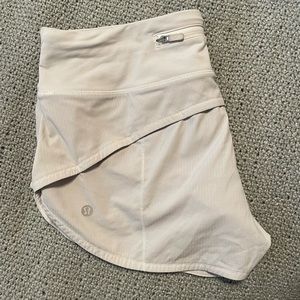 Lu lu lemon gym shorts